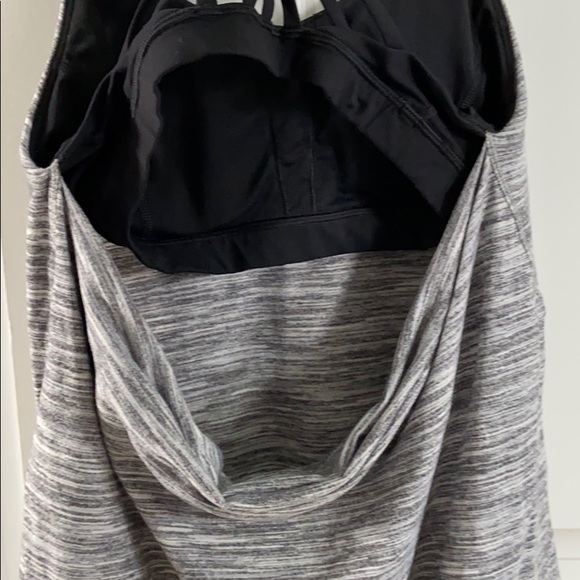Lululemon heathered grey top w bra - Picture 3 of 4